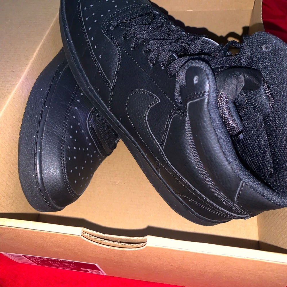 Nike court vision mid